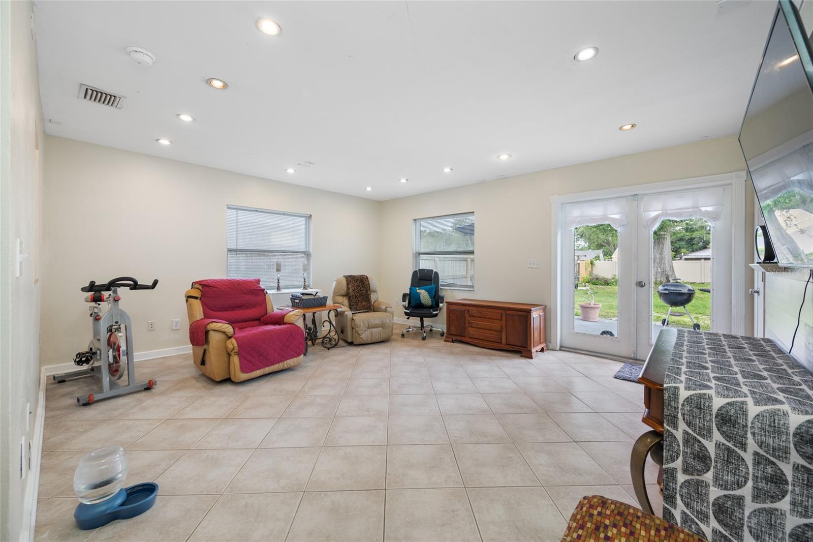 PINELLAS PARK 1ST ADD - Residential