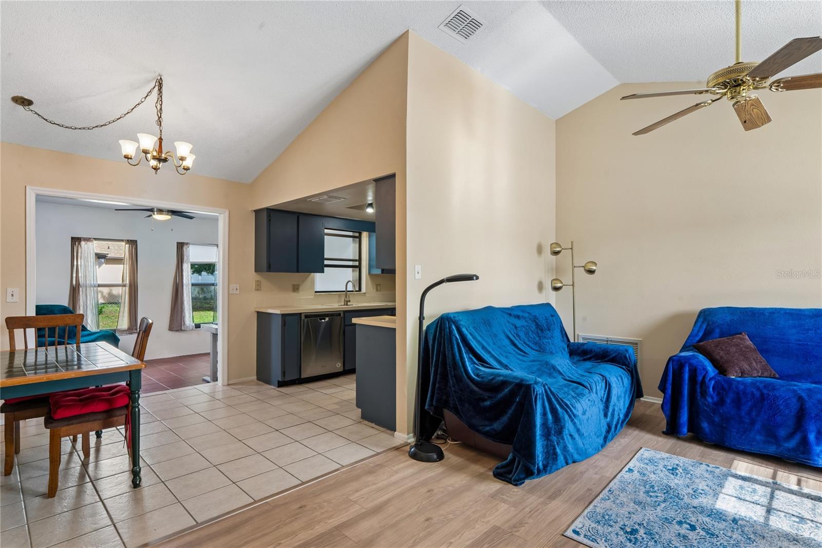 HOLIDAY LAKES WEST - Residential
