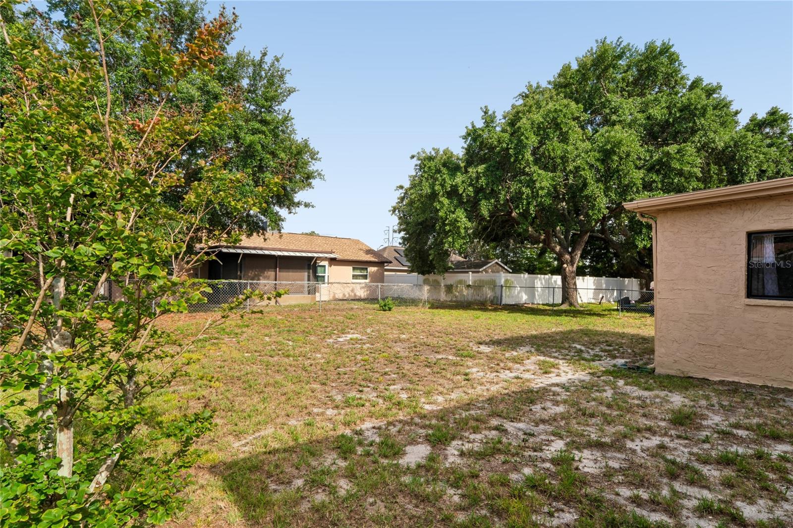 HOLIDAY LAKES WEST - Residential