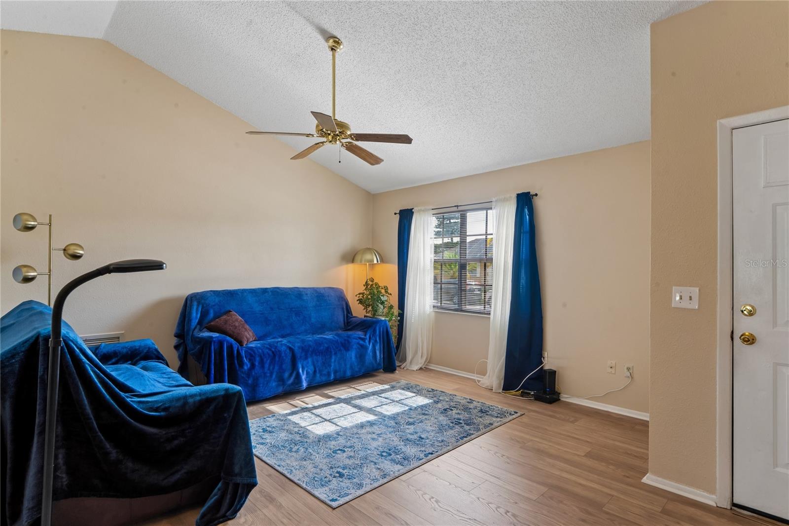 HOLIDAY LAKES WEST - Residential