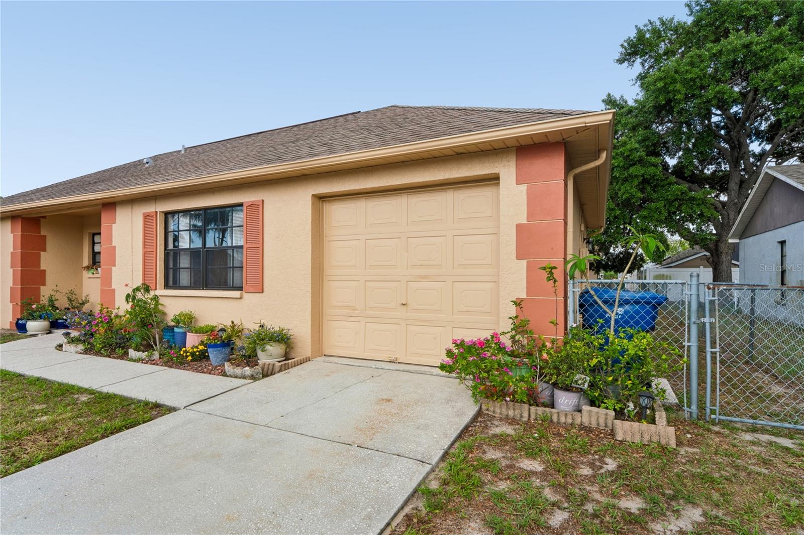 HOLIDAY LAKES WEST - Residential