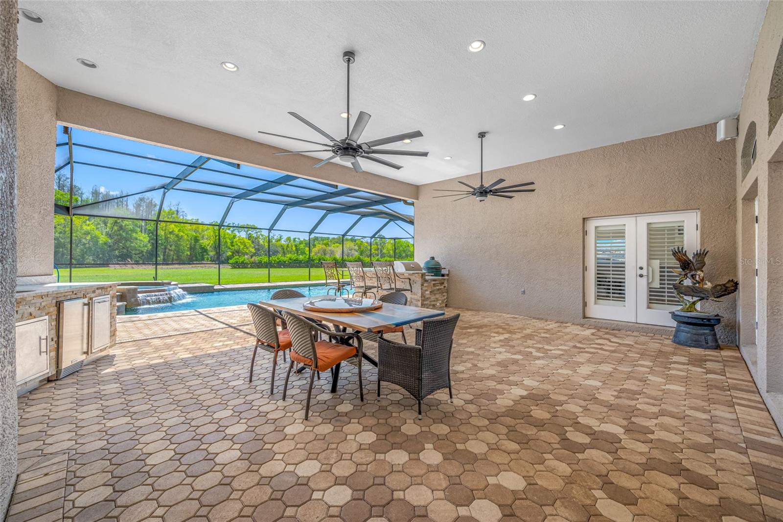 PASCO TRAILS - Residential