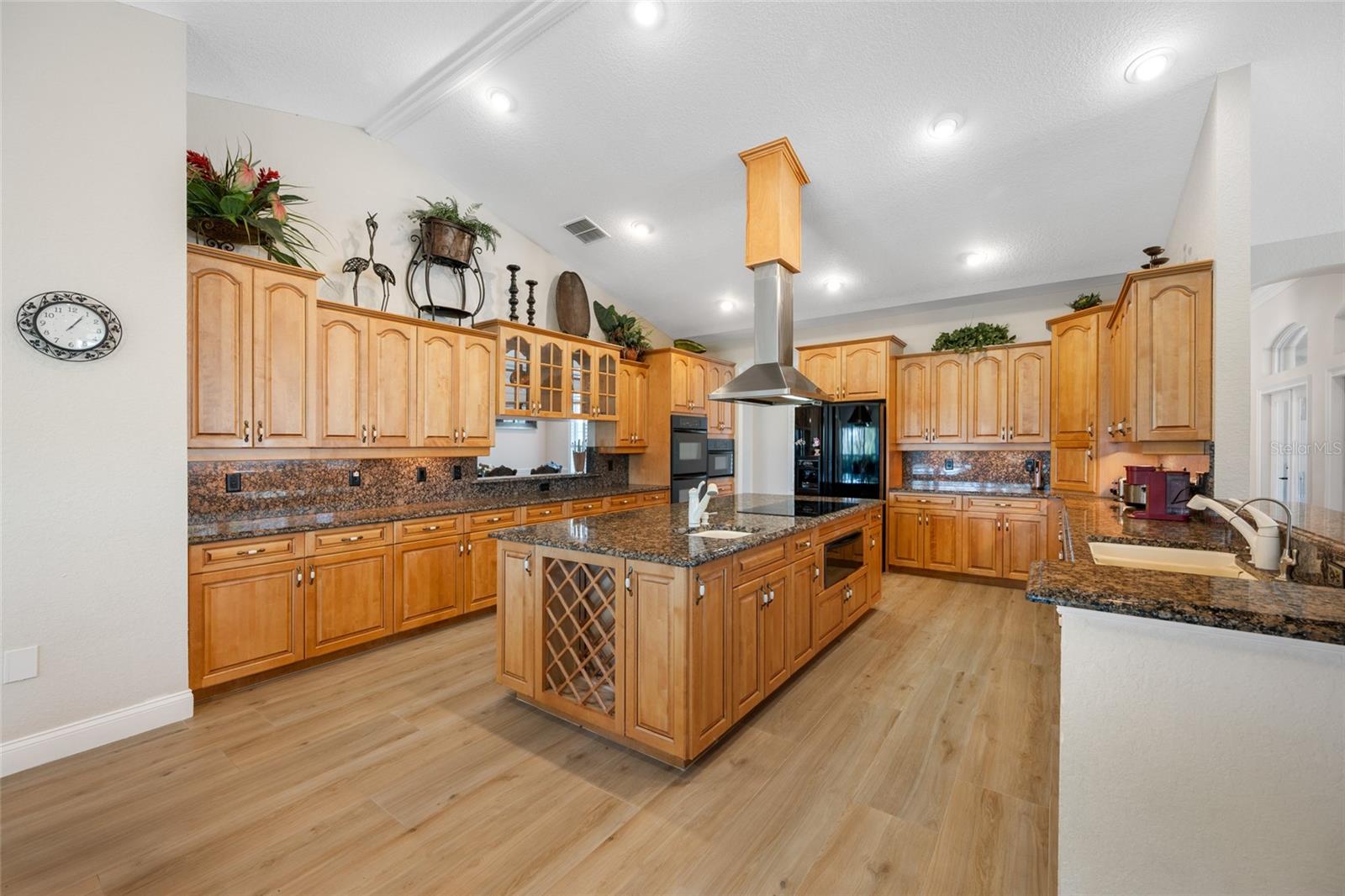 PASCO TRAILS - Residential