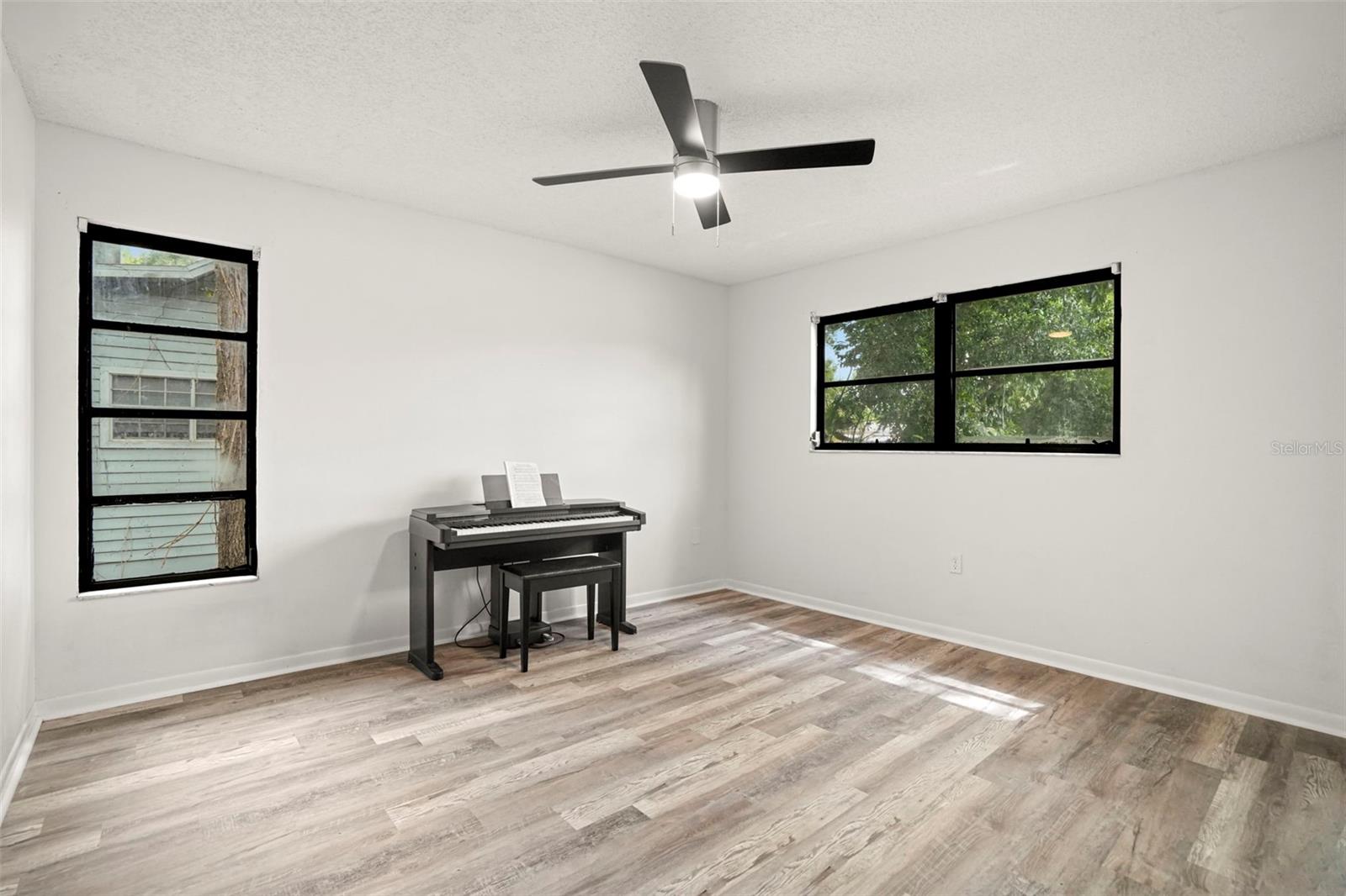 GLENWOOD ESTATES ADD - Residential
