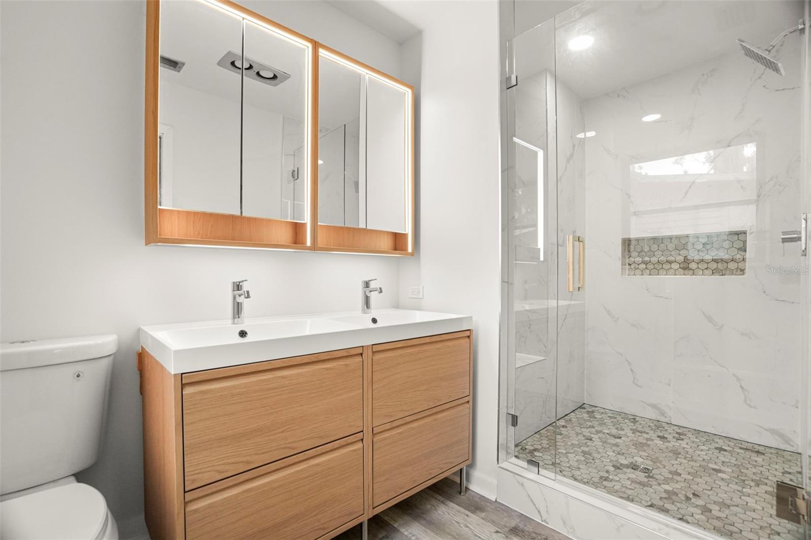 GLENWOOD ESTATES ADD - Residential