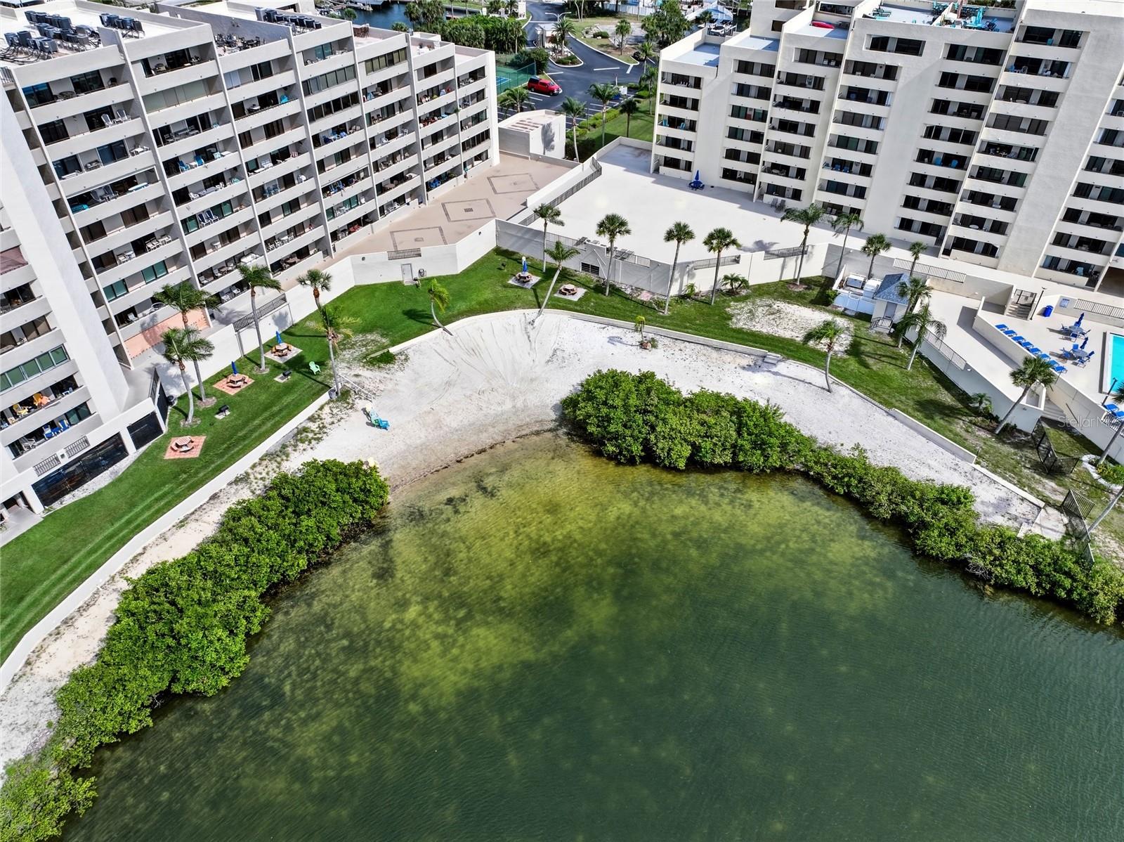 GULF ISLAND BEACH TENNIS - Residential