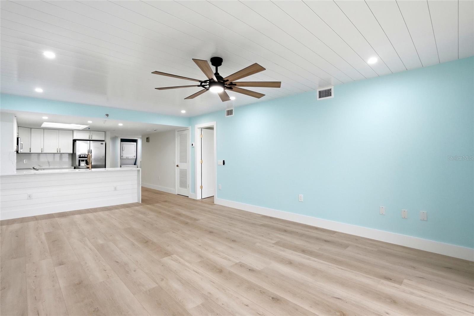 GULF ISLAND BEACH TENNIS - Residential