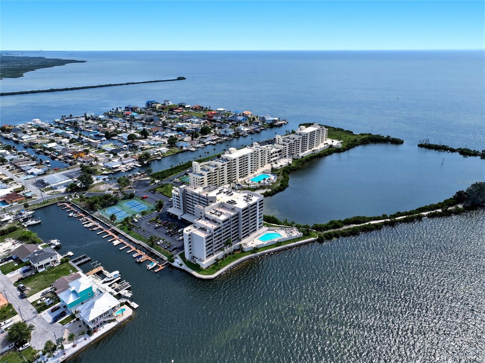 GULF ISLAND BEACH TENNIS - Residential