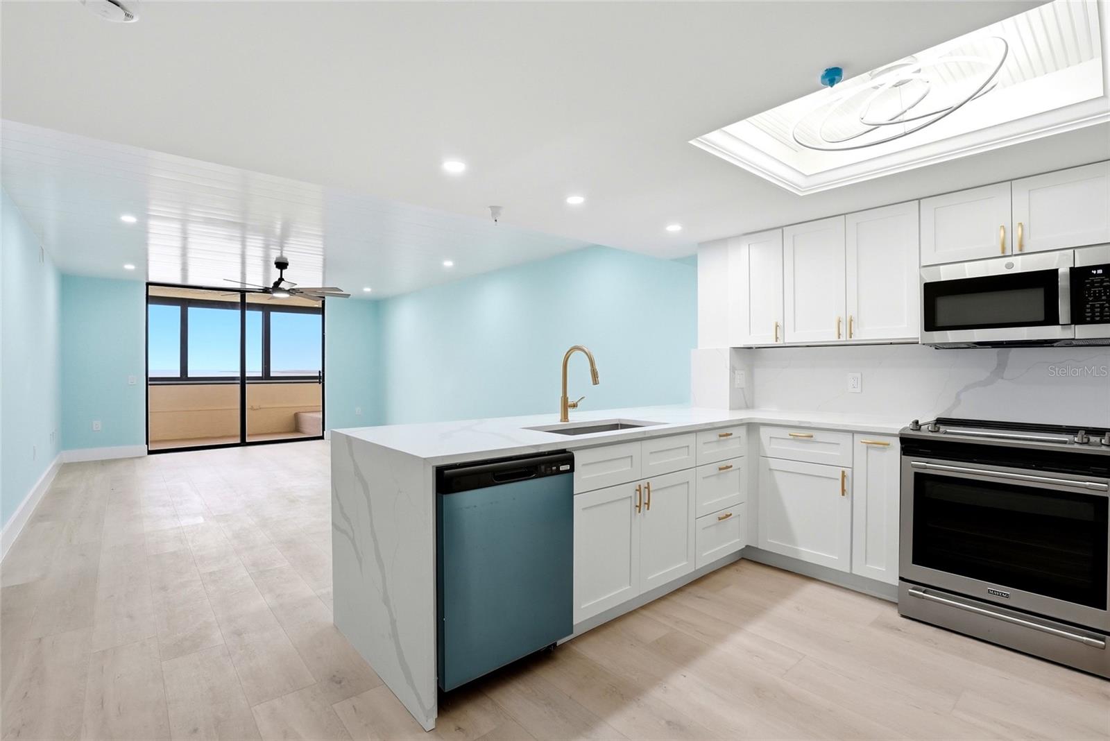 GULF ISLAND BEACH TENNIS - Residential