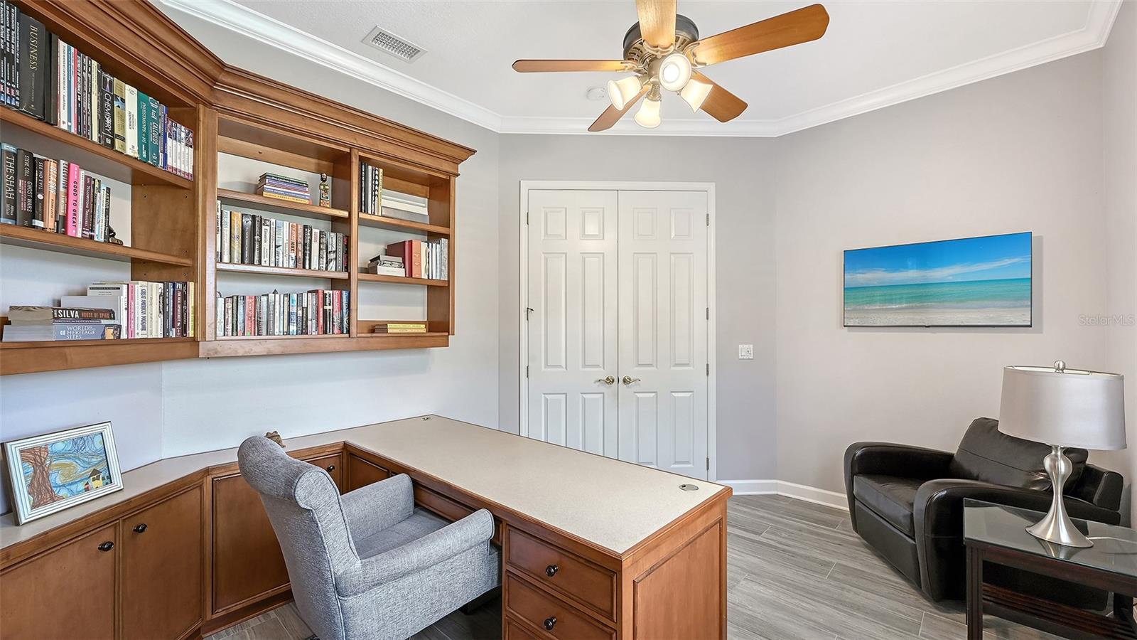 THE HAMPTONS - Residential