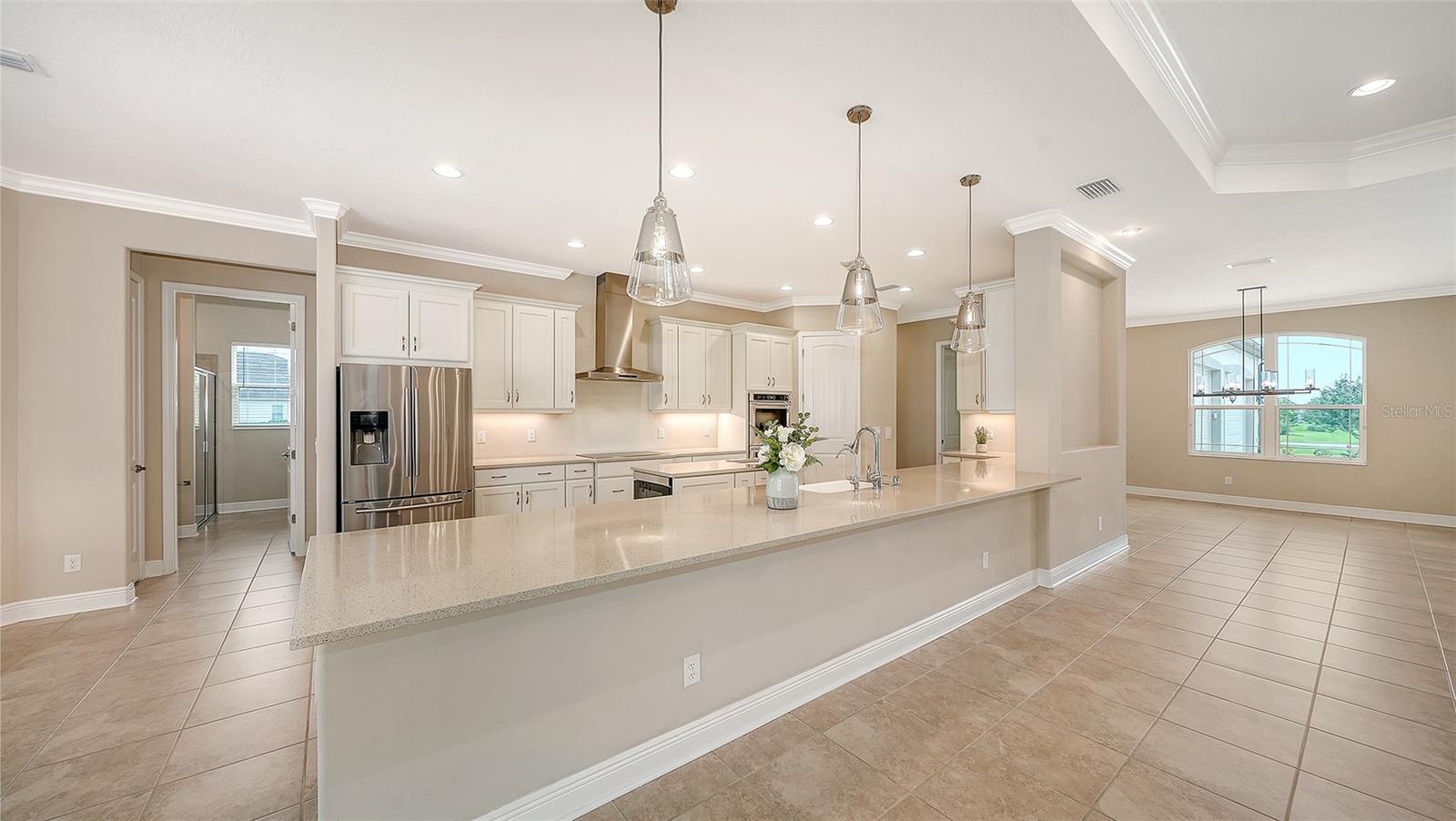 HAMPTON LAKES - Residential