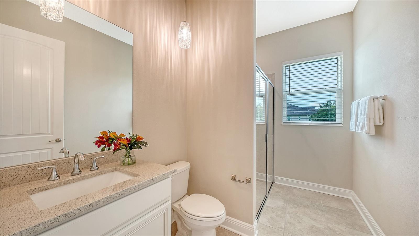 HAMPTON LAKES - Residential