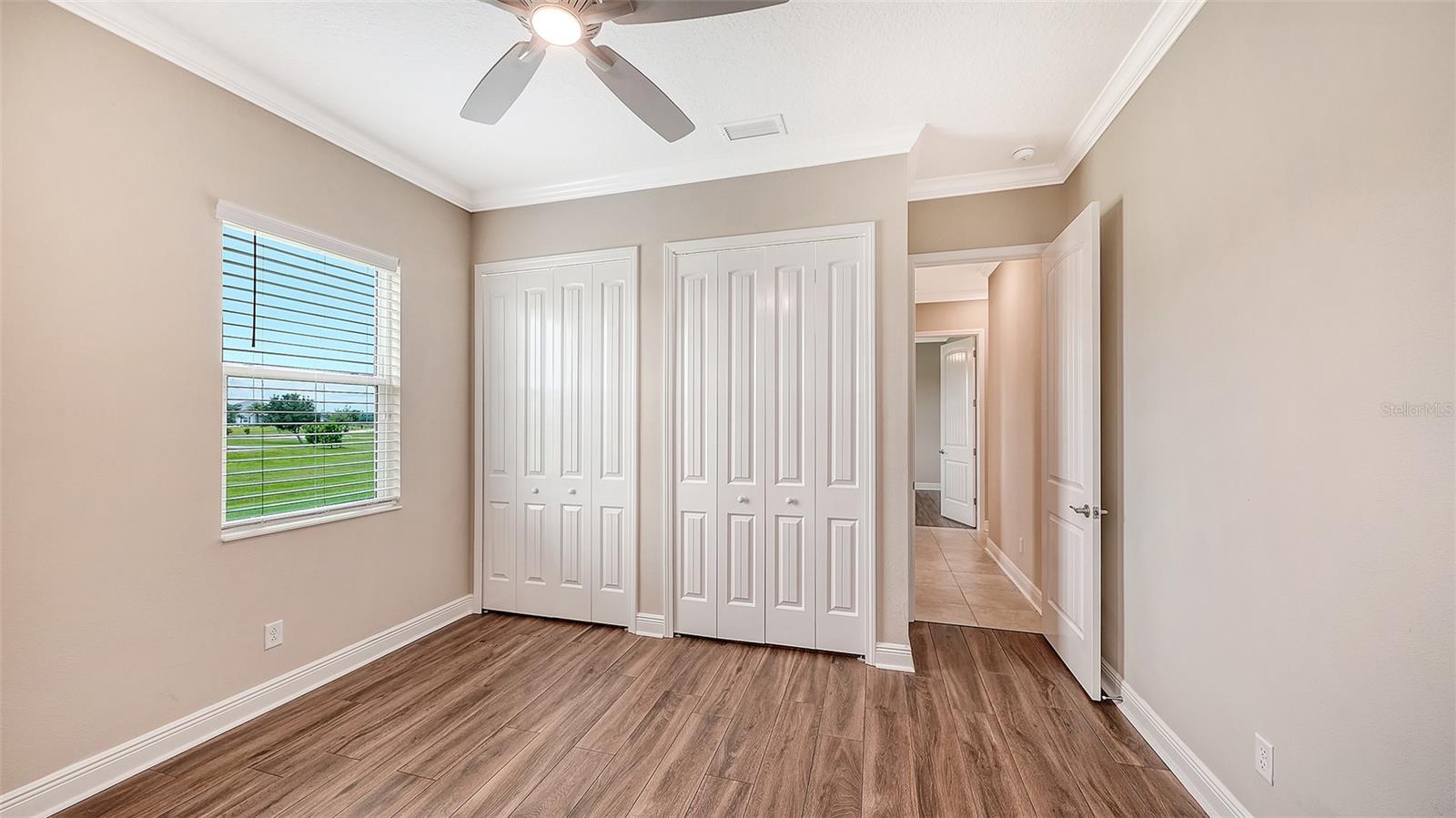 HAMPTON LAKES - Residential
