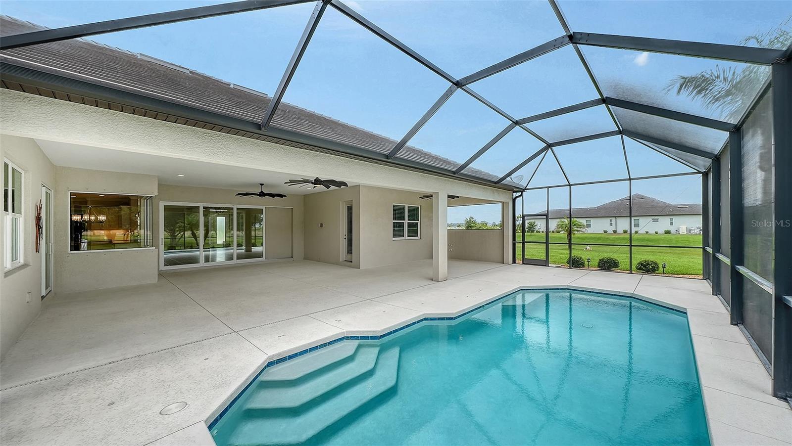 HAMPTON LAKES - Residential