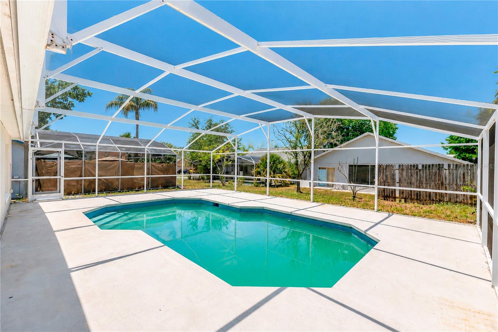 LINDFIELDS UNIT 1 - Residential