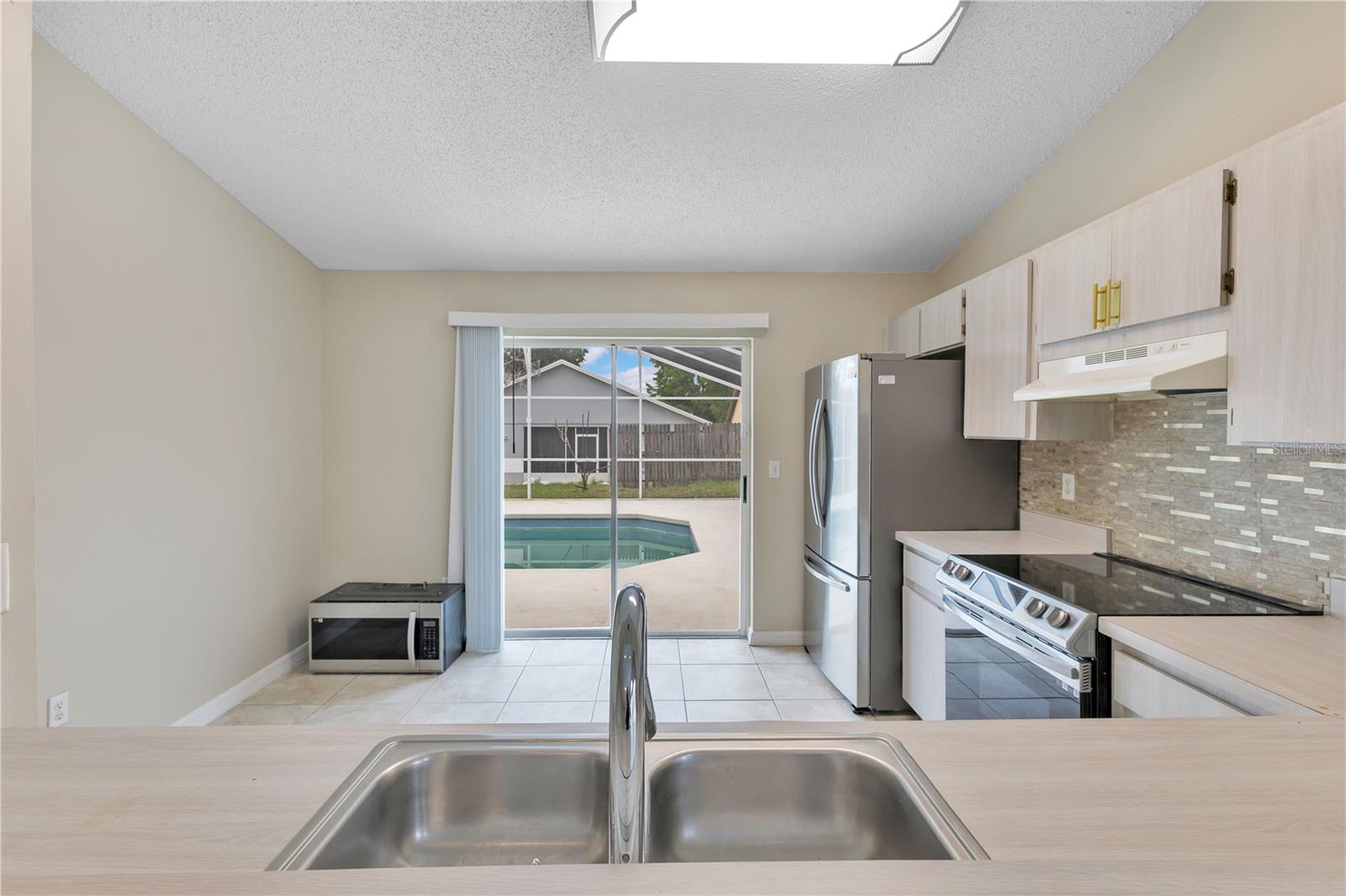 LINDFIELDS UNIT 1 - Residential