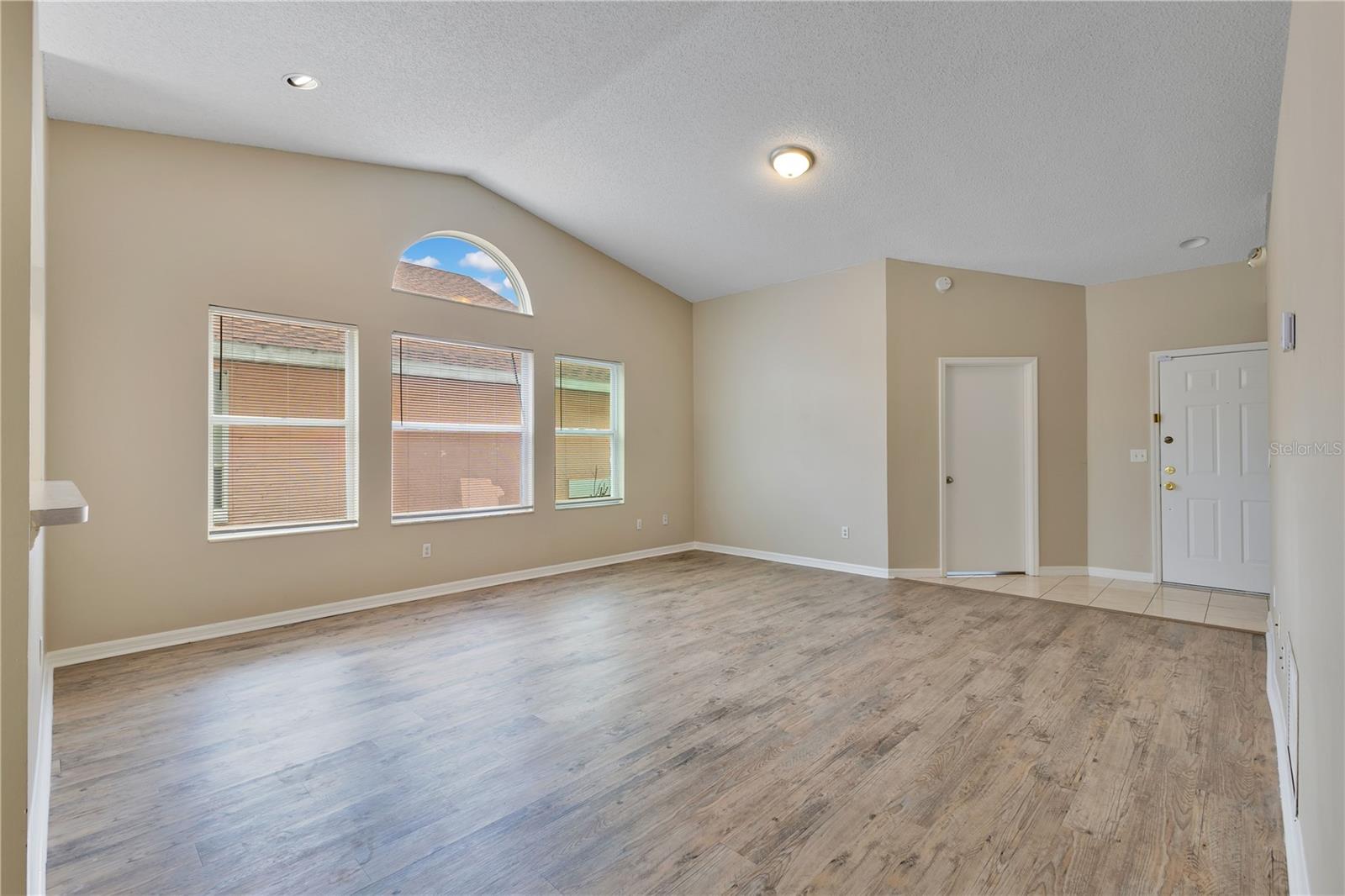 LINDFIELDS UNIT 1 - Residential