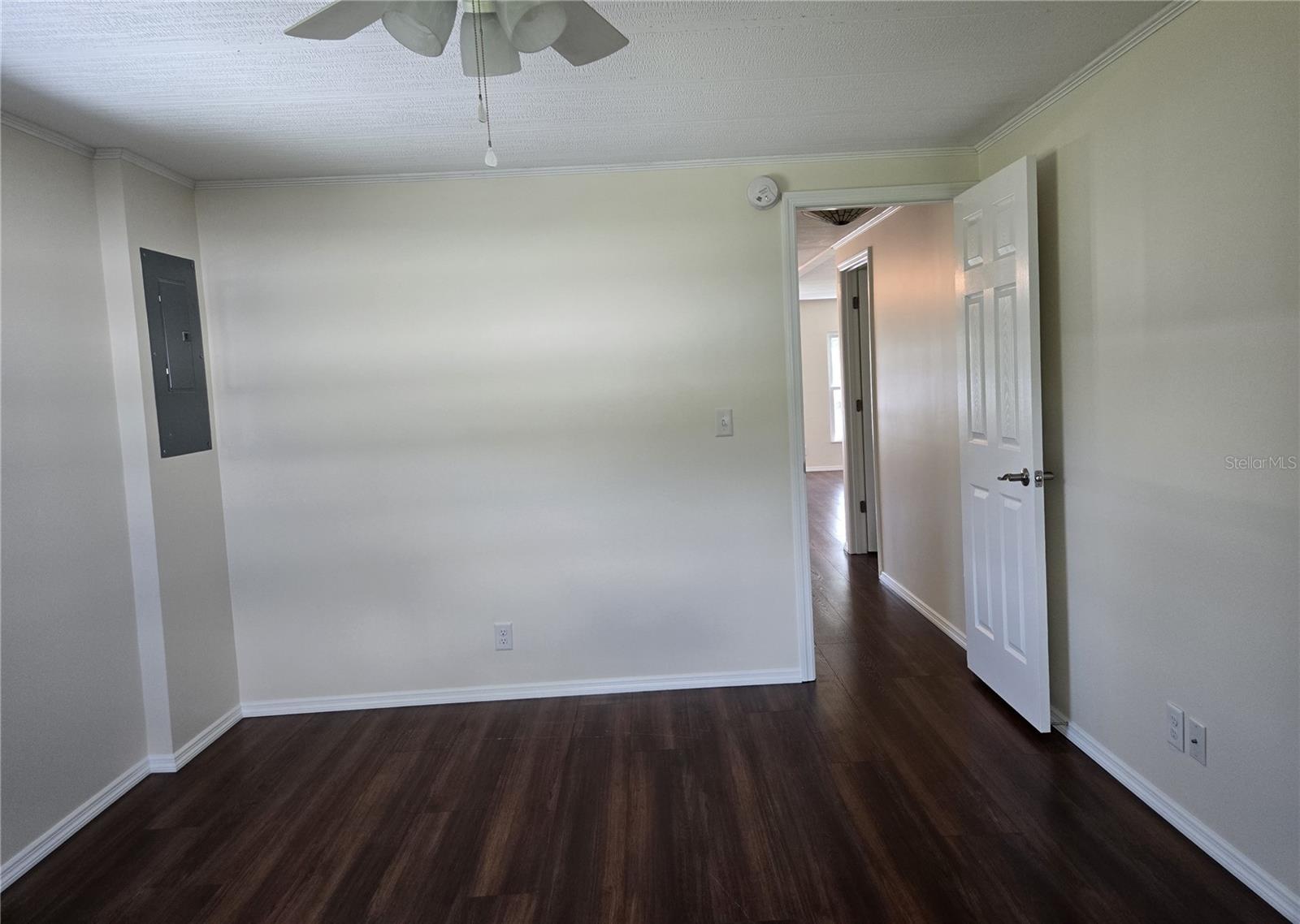 BANBURY VILLAGE CONDO - Residential