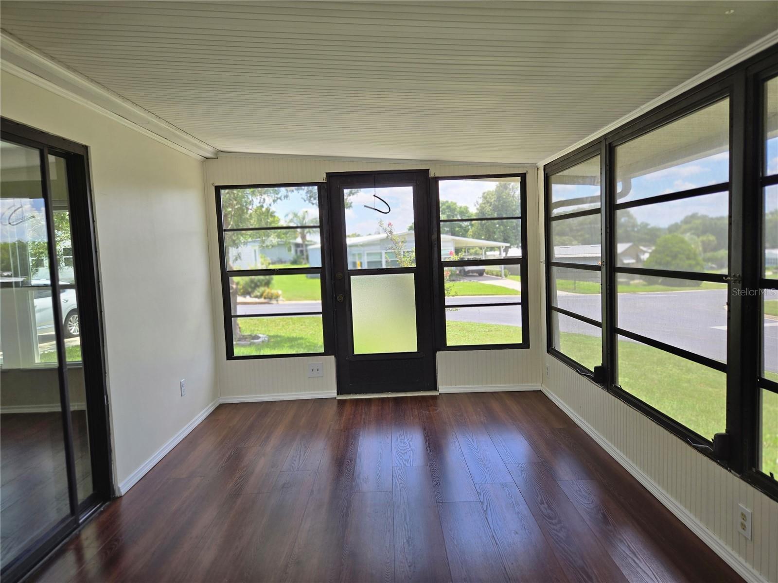 BANBURY VILLAGE CONDO - Residential