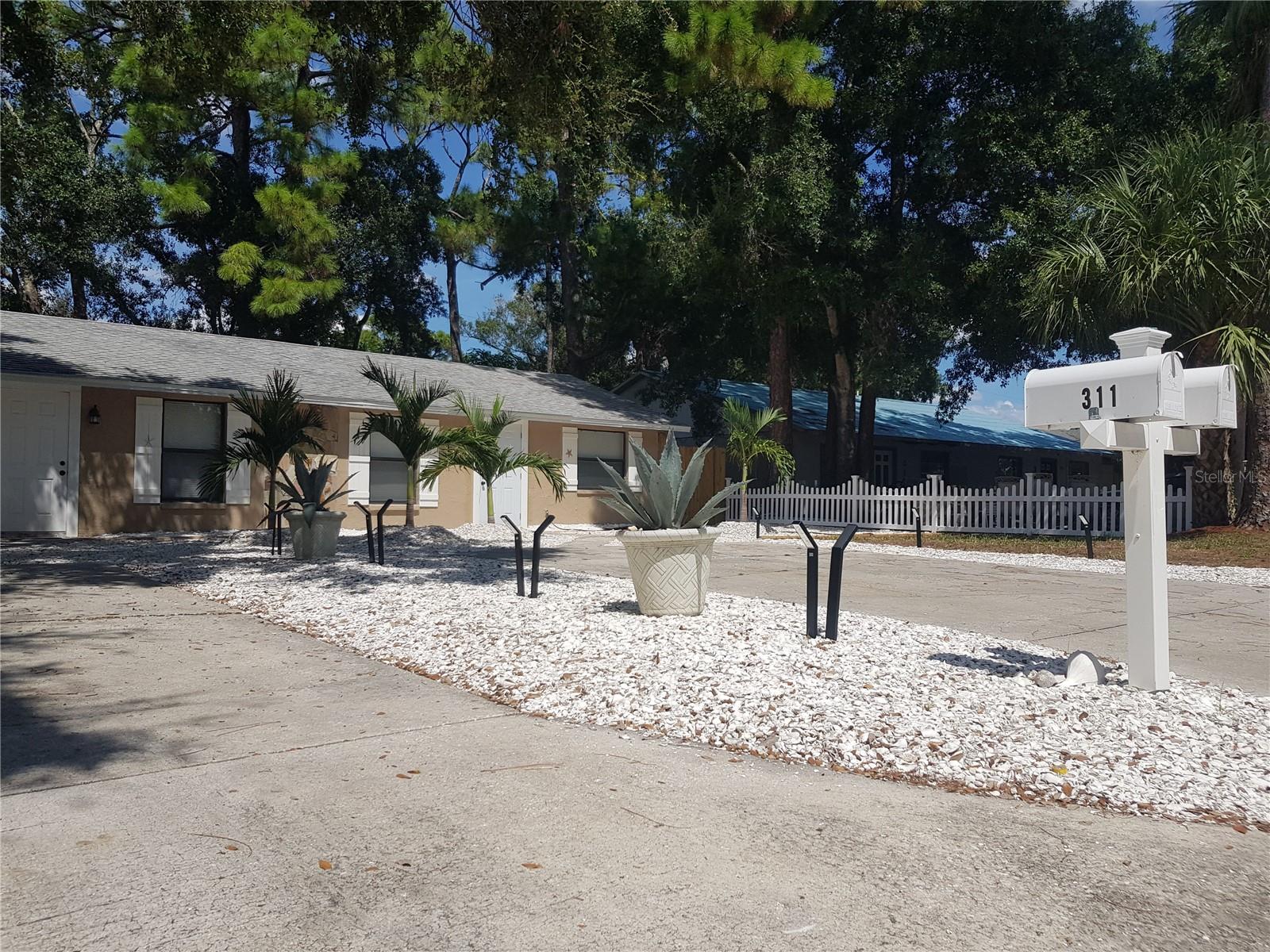 Newly renovated 2plex for sale. Great rental cash flow!  $4,200 rental income per month.    2 long term lease agreements in place. 100% tenant occupied.  Perfect opportunity  for your investment income.  Beautiful coastal design with ocean life decorations and exotic plants.    New appliances and cabinets inside. New air conditioners and water heaters.   Each 990 sq.ft. newly renovated apartment features 3 bedrooms, 2 bathrooms, 1 living room and 1 laundry room.  2 parking spaces and 1 fence separated back yard is assigned to each apartment.  3 year best Home Warranty plan for buyer’s protection is included into the purchase price. This investors' special turn key property will last you a long time !