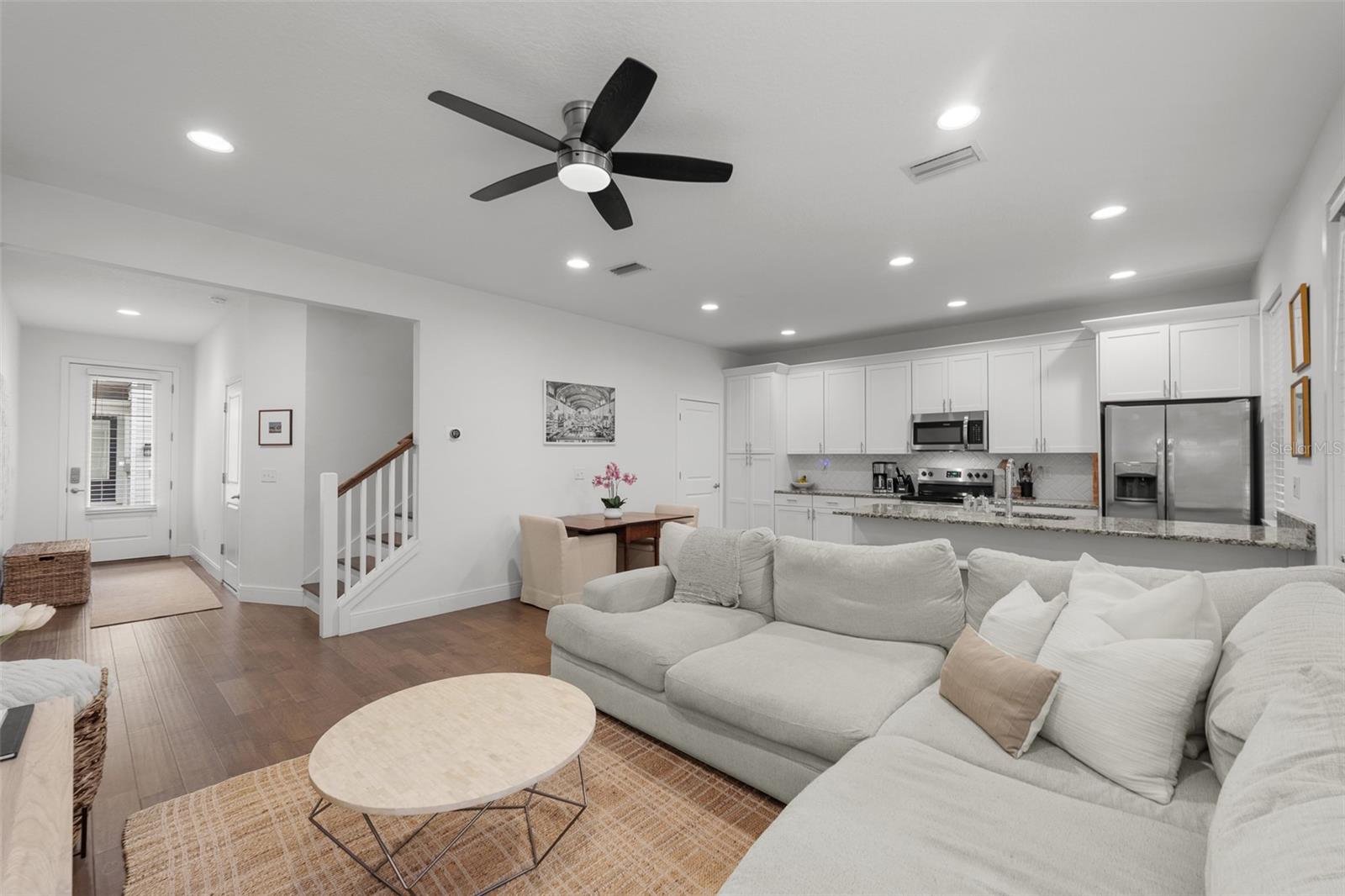 CAMELLIA SQUARE TOWNHOMES - Residential