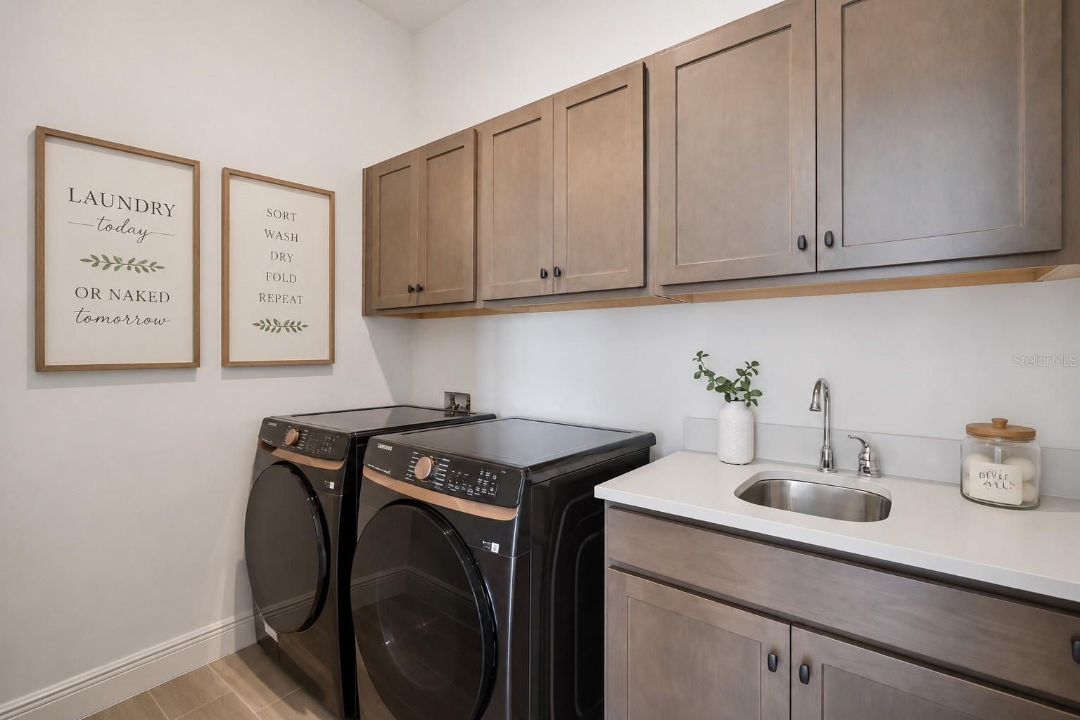 LAUREATE PARK PH 1 - Residential