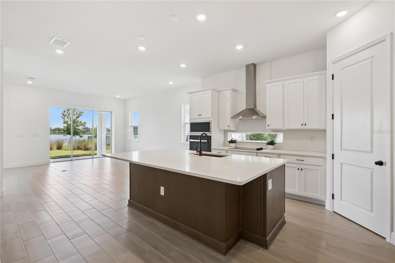 LAUREATE PARK PH 1 - Residential