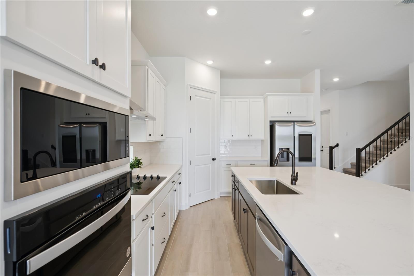 LAUREATE PARK PH 1 - Residential
