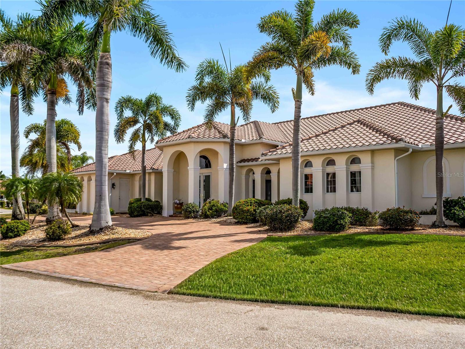 PUNTA GORDA ISLES SEC 14 - Residential