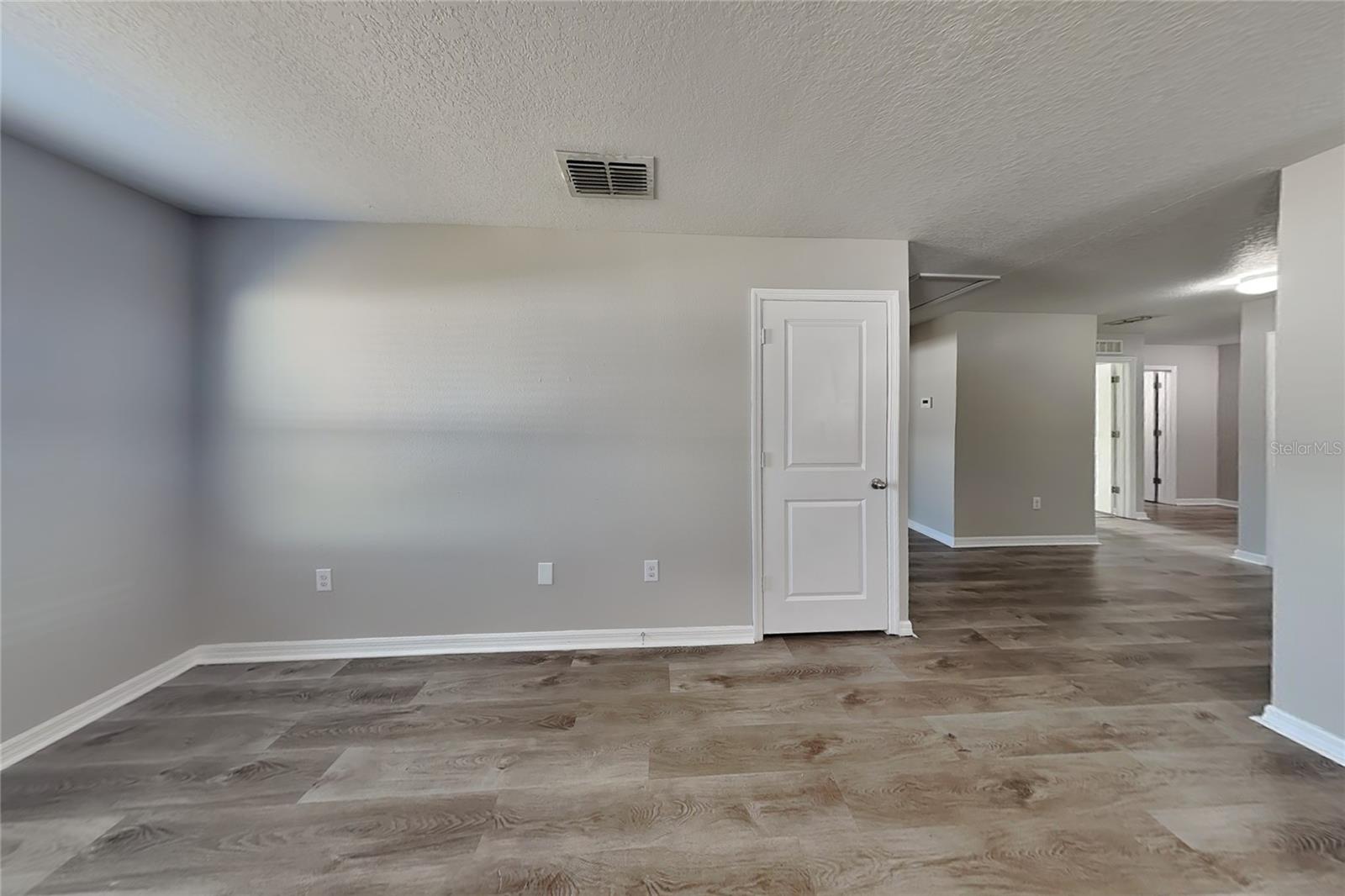 SPRING HILL - Residential Lease