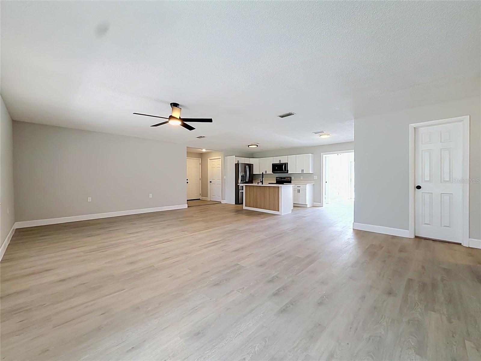 ACREAGE & UNREC - Residential