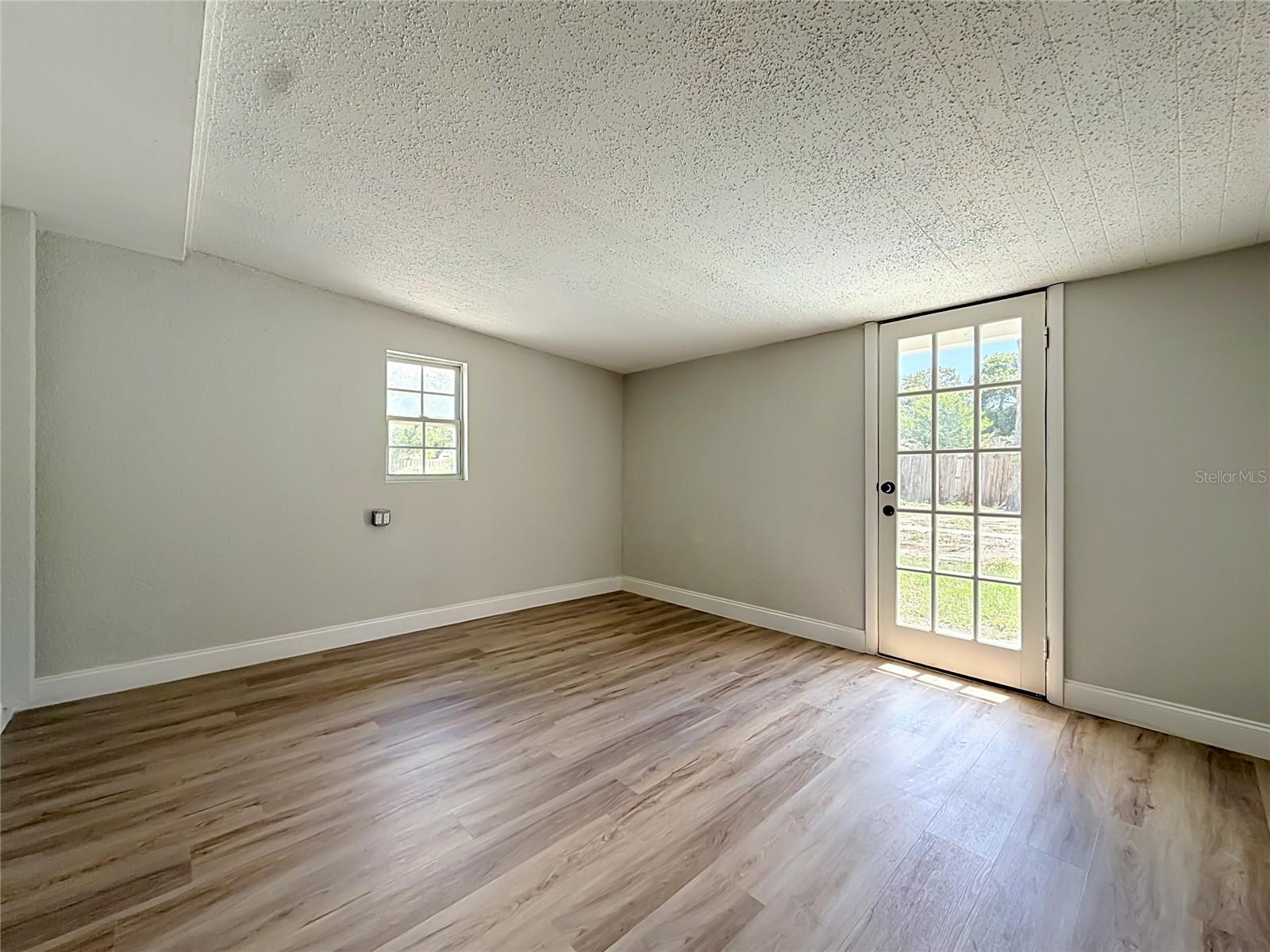 ACREAGE & UNREC - Residential