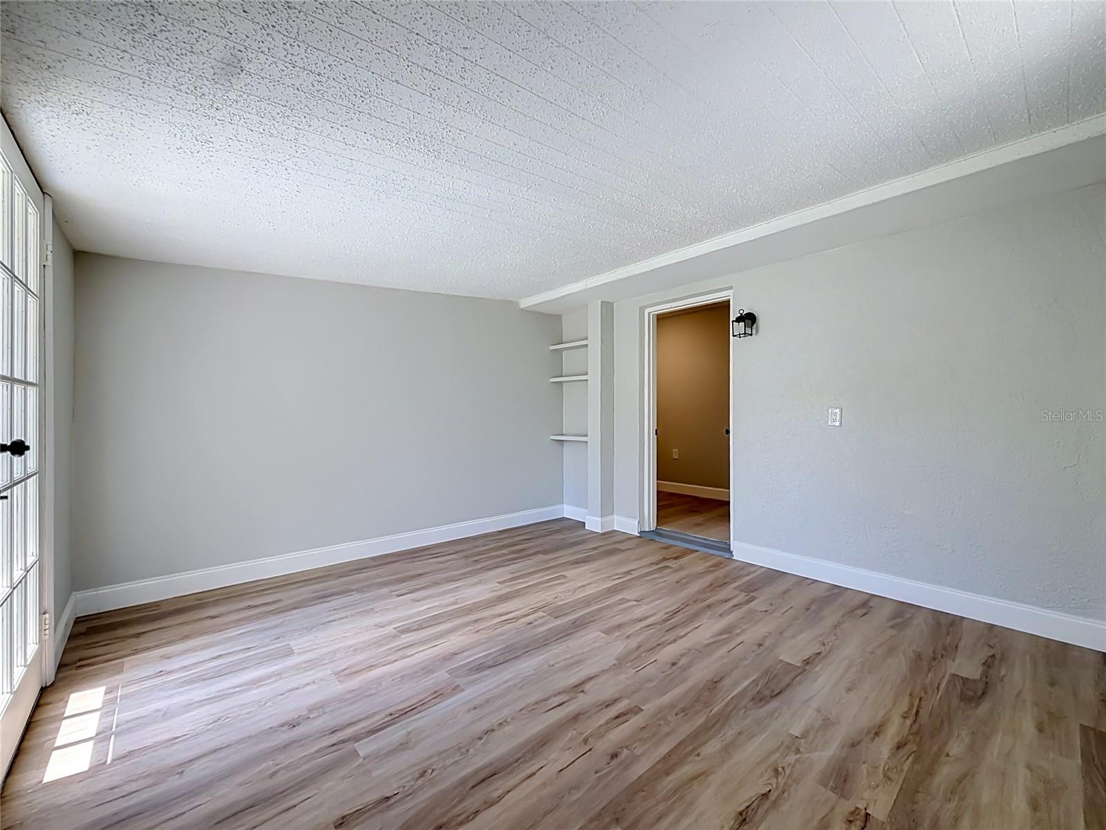 ACREAGE & UNREC - Residential