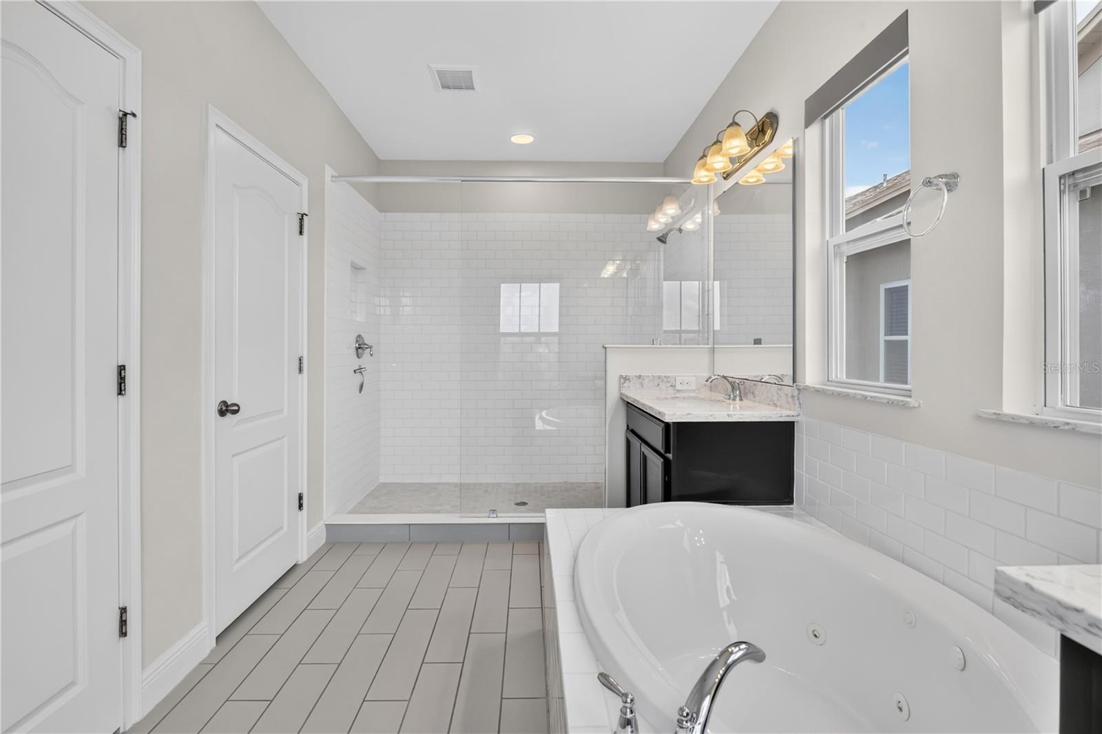 ASHLIN PARK PH 1 - Residential
