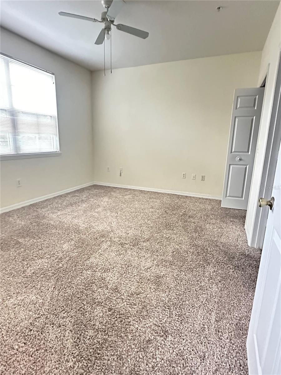 HAMPTONS/METROWEST - Residential Lease