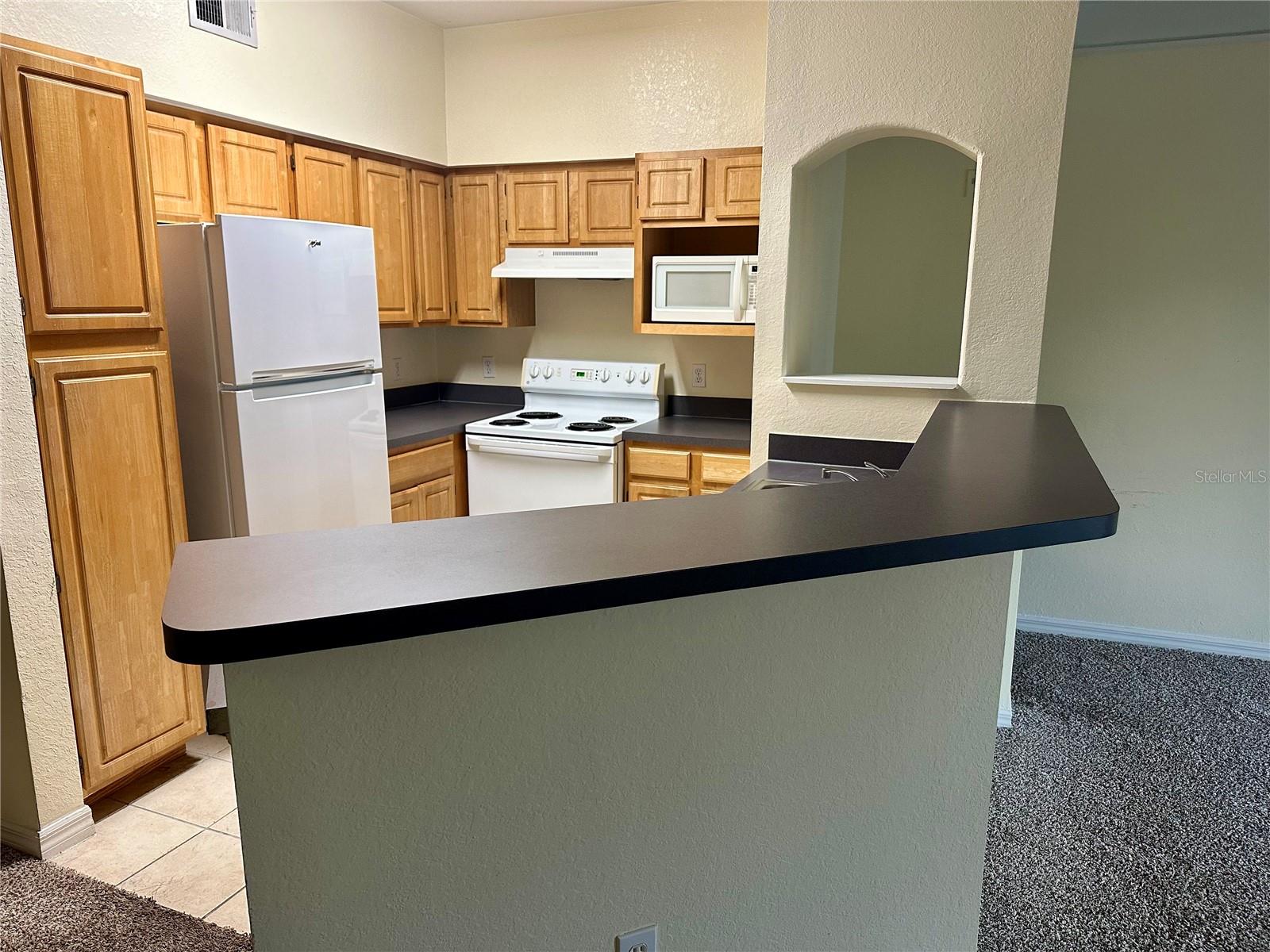 HAMPTONS/METROWEST - Residential Lease