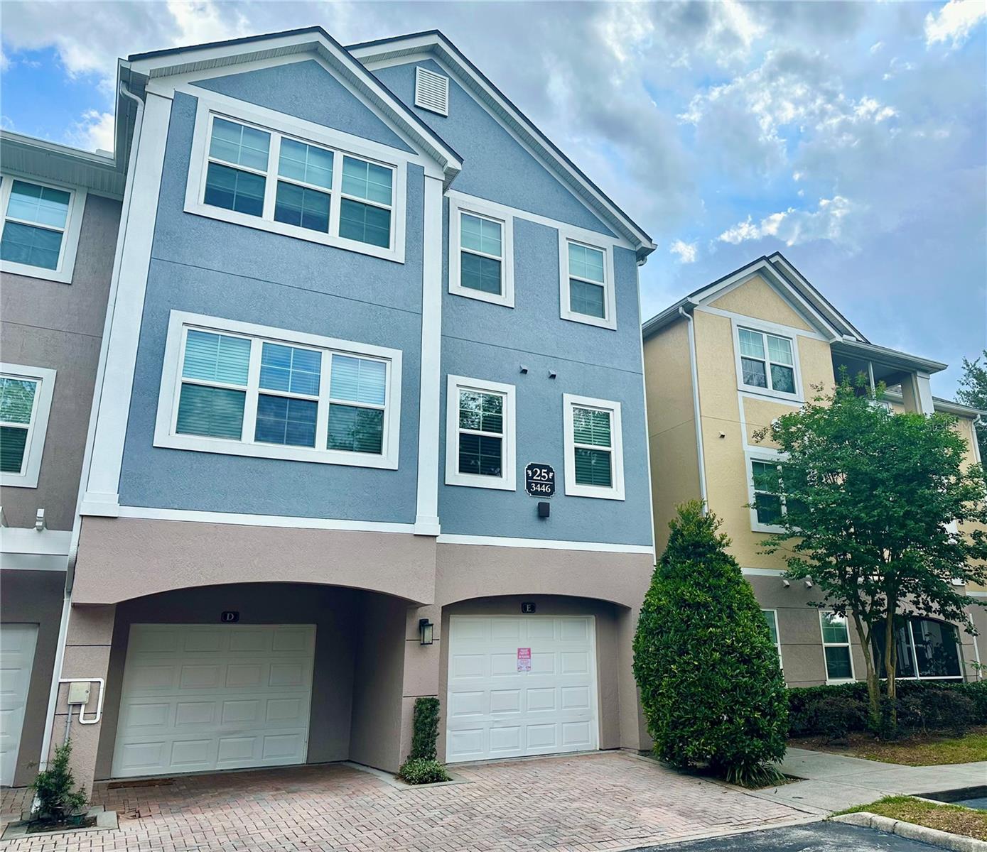 HAMPTONS/METROWEST - Residential Lease
