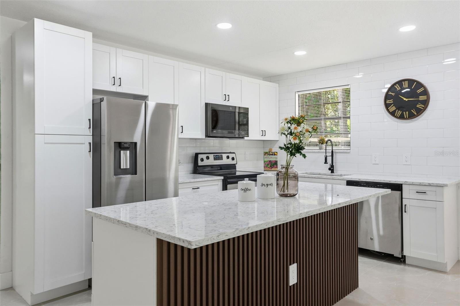 RIVERWOOD SHORES - Residential