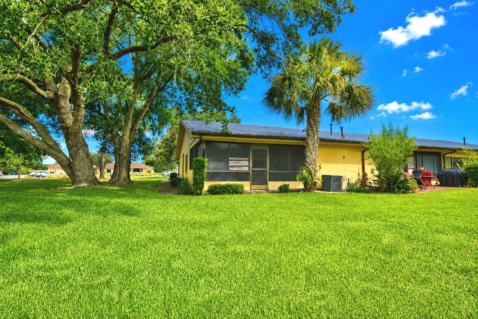 CYPRESSWOOD VILLAS ON THE GREEN - Residential