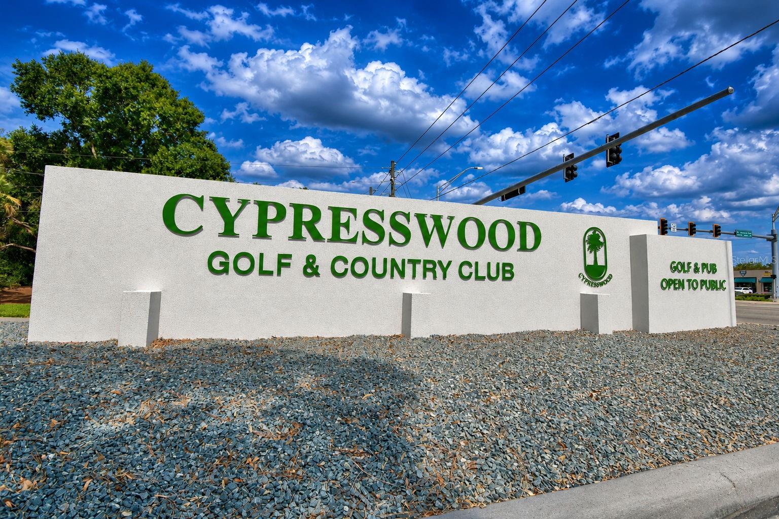 CYPRESSWOOD VILLAS ON THE GREEN - Residential