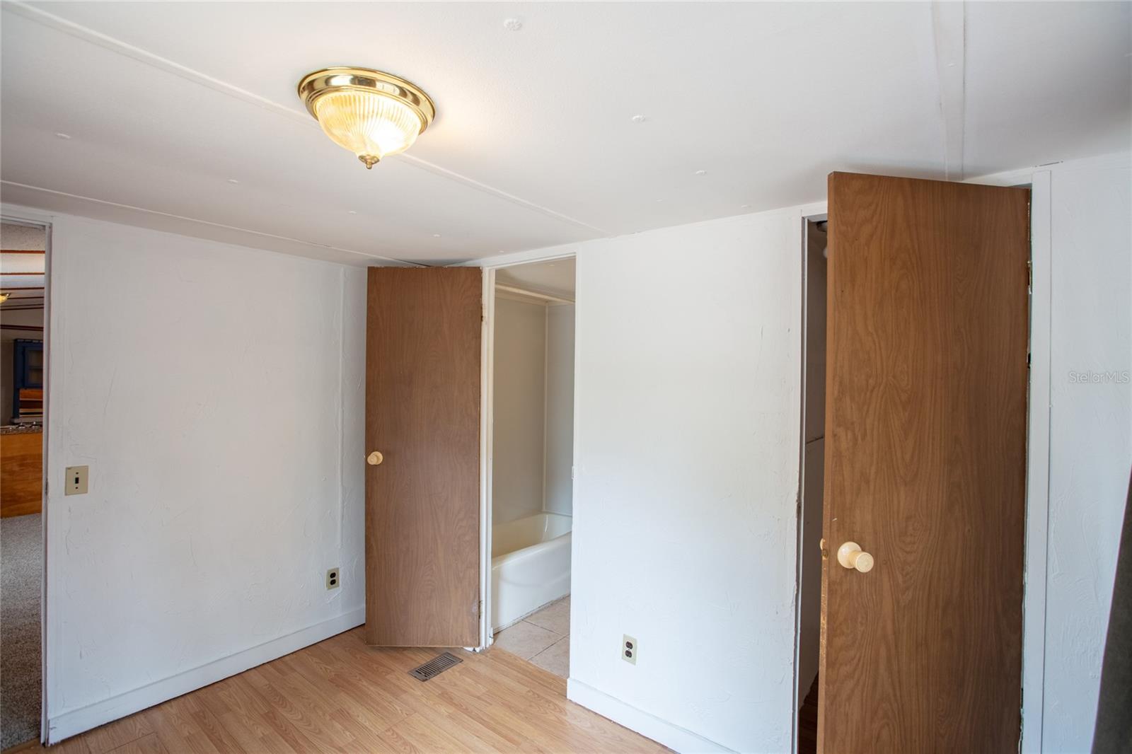 HIGHRIDGE ESTATES - Residential
