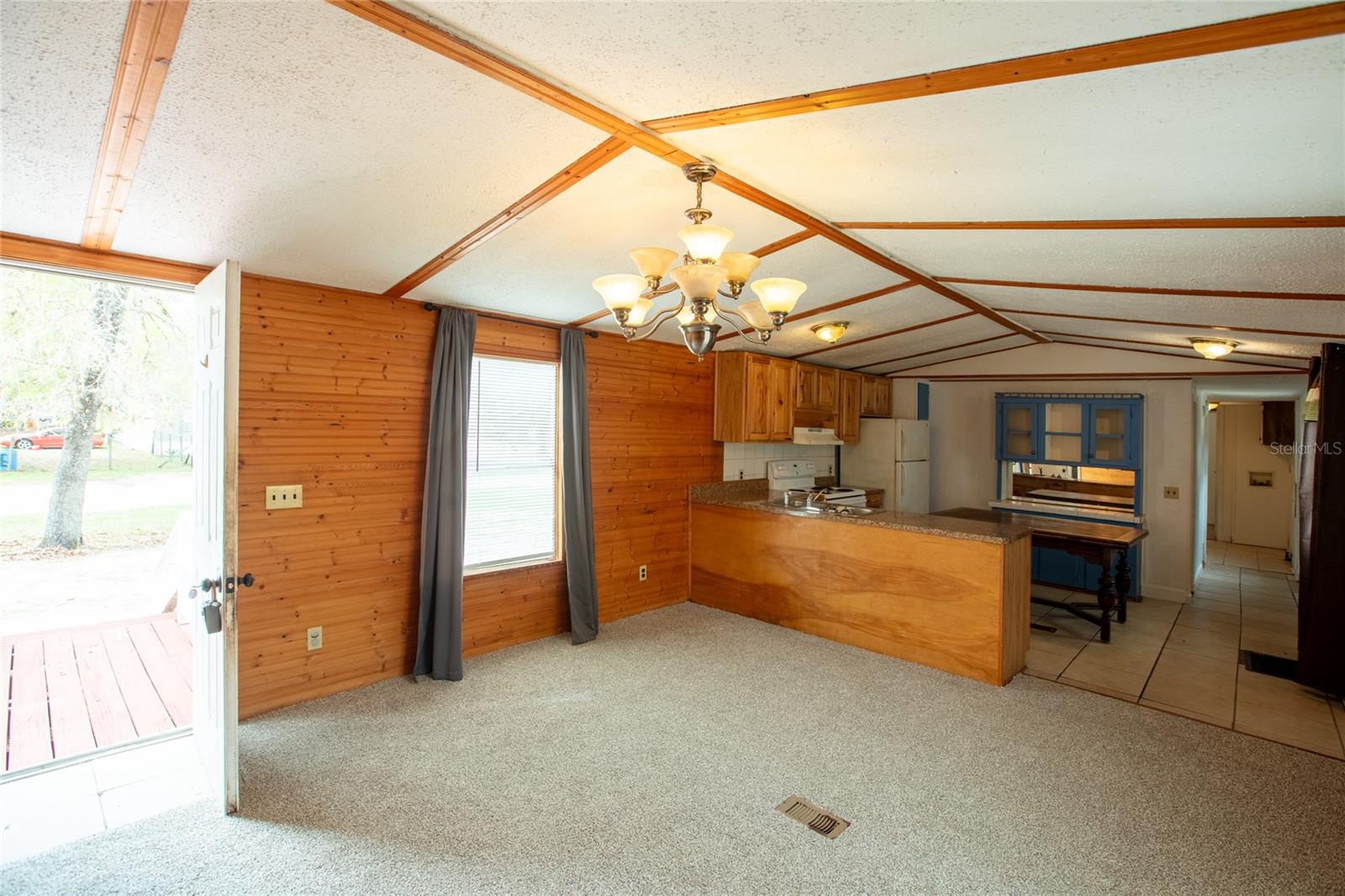 HIGHRIDGE ESTATES - Residential
