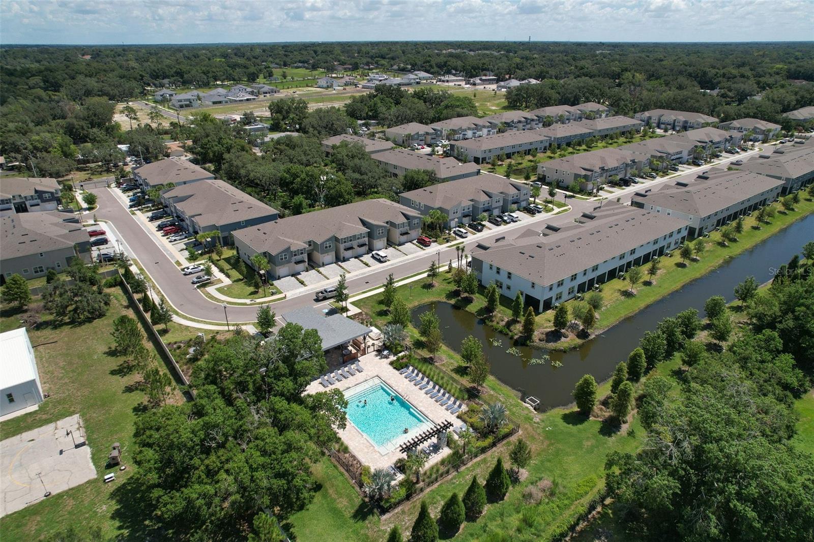 BLOOMINGDALE TOWNES - Residential