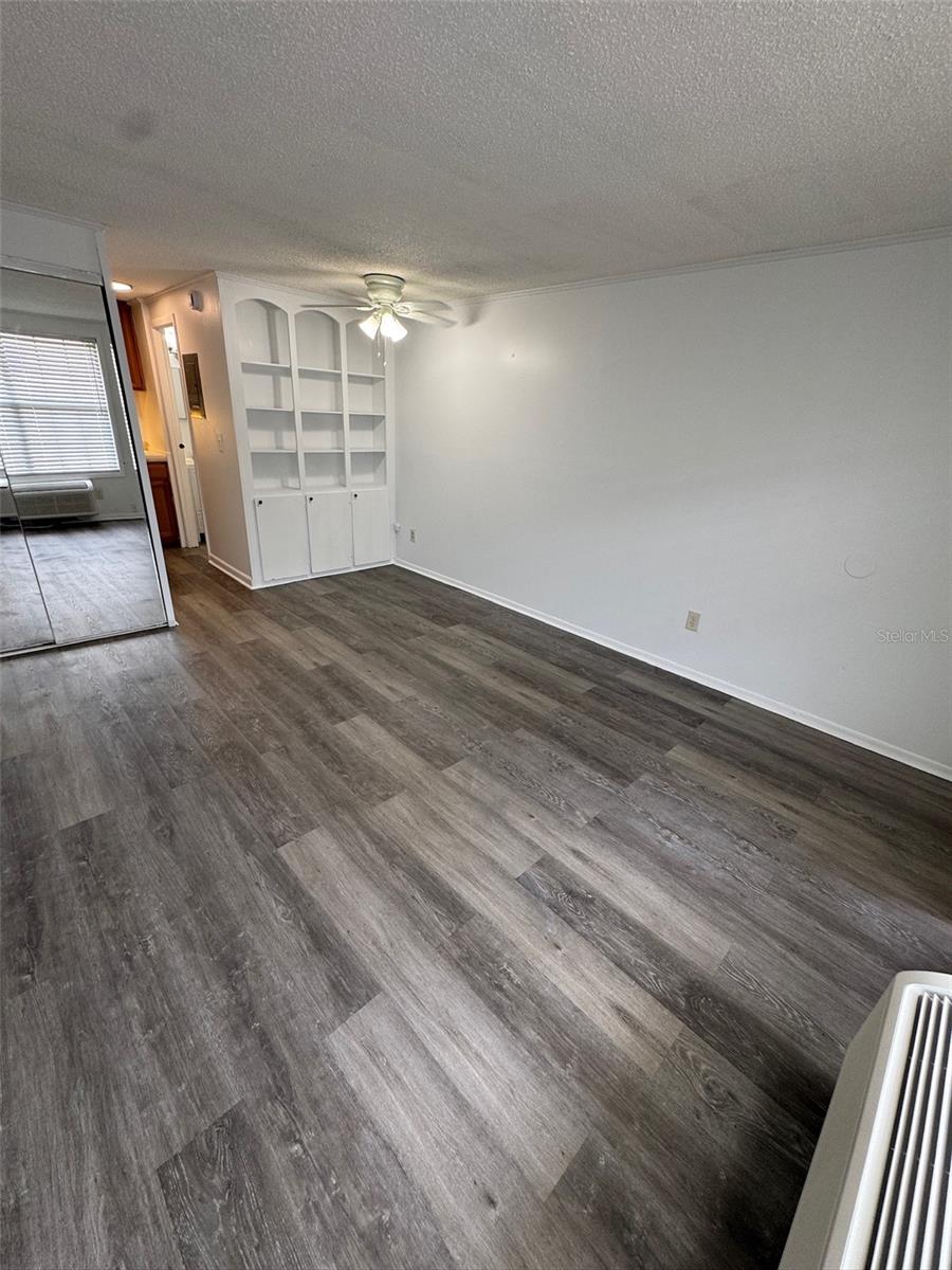 AZALEA HILLS - Residential Lease