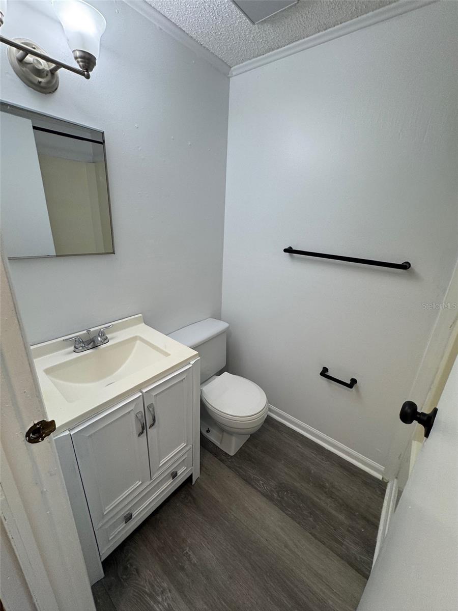 AZALEA HILLS - Residential Lease