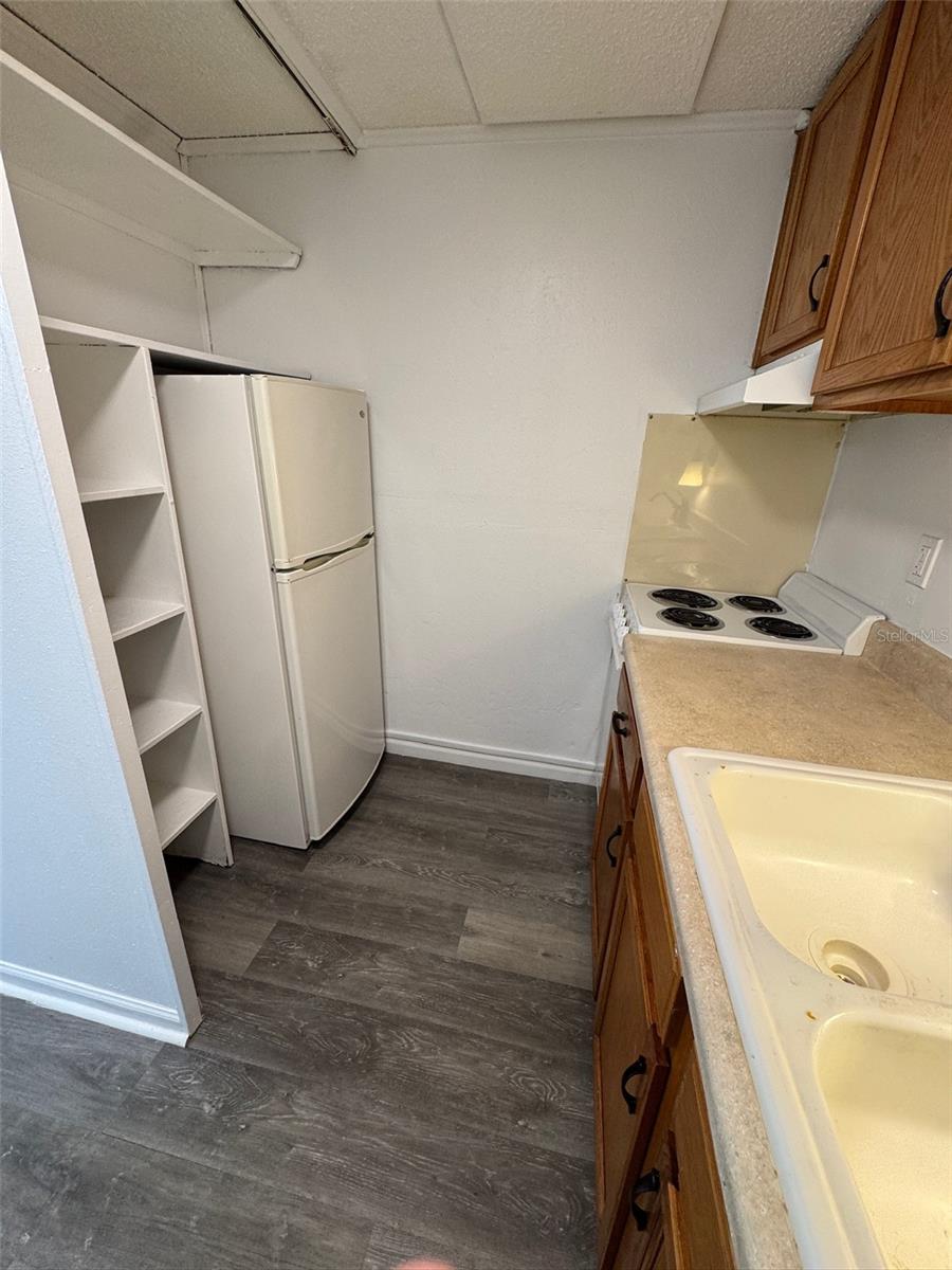AZALEA HILLS - Residential Lease