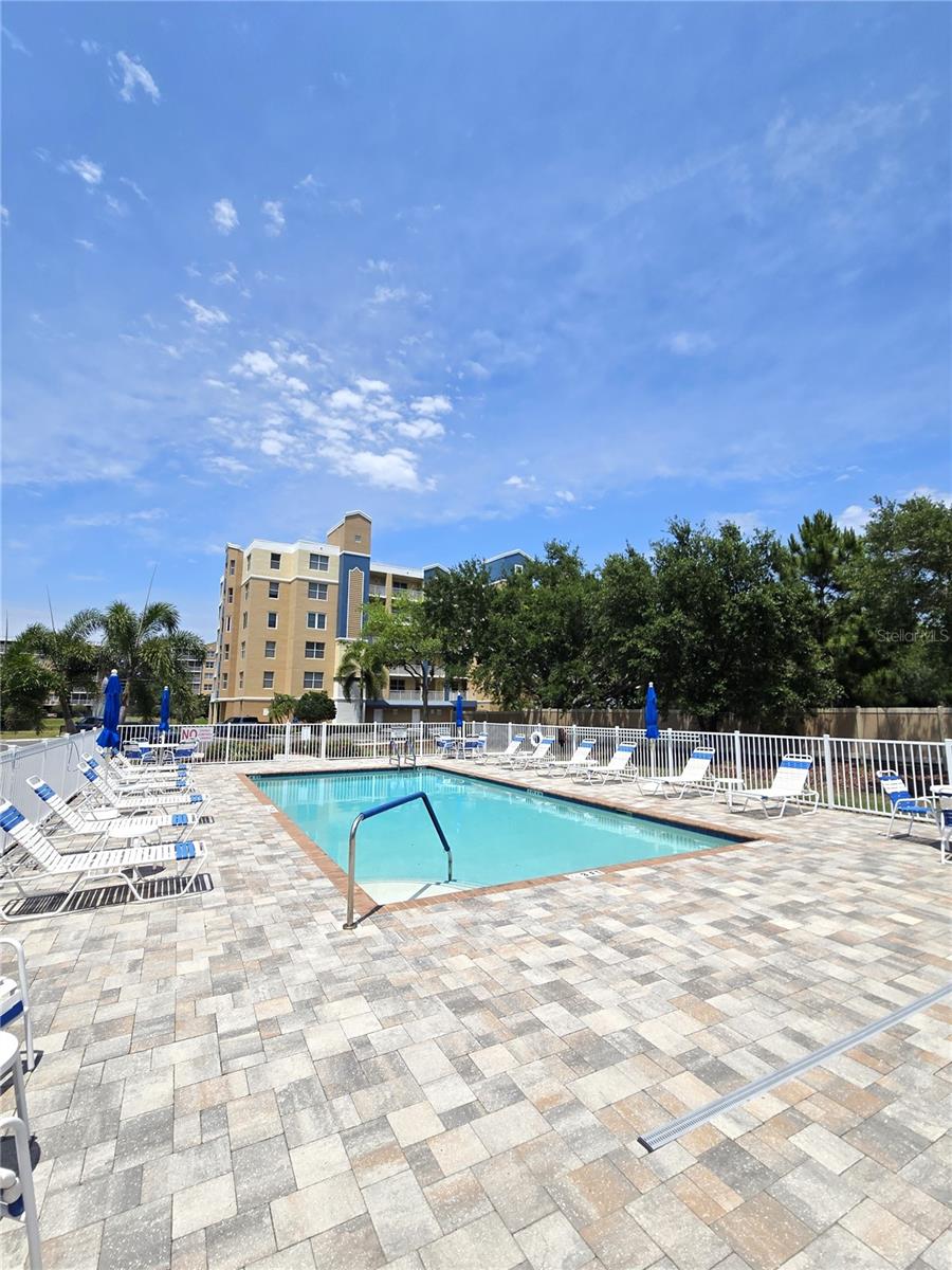 GOLF LAKE CONDO IX AT EAST BAY - Residential