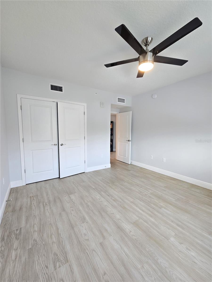 GOLF LAKE CONDO IX AT EAST BAY - Residential