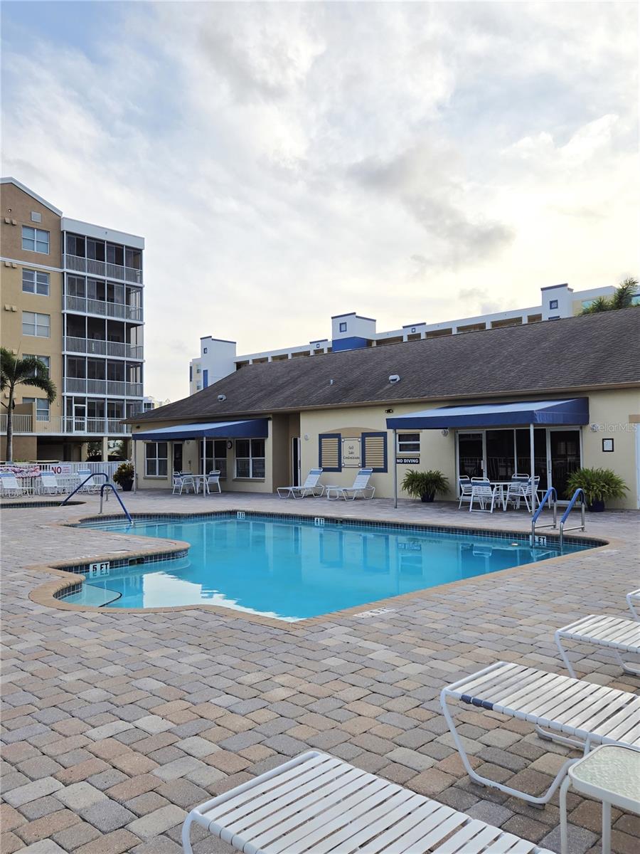 GOLF LAKE CONDO IX AT EAST BAY - Residential