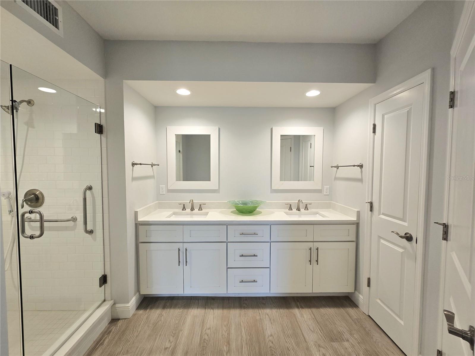 GOLF LAKE CONDO IX AT EAST BAY - Residential